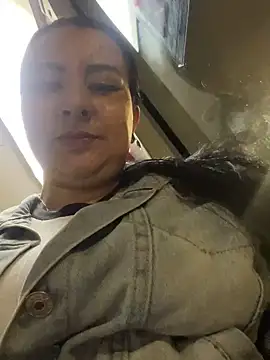 Abril Luv online show from 03-18-25, 12:49