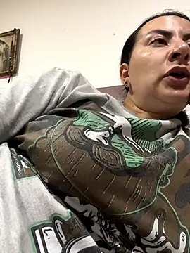 Abril Luv online show from 09-09-25, 01:38