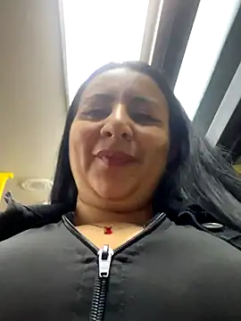 Abril Luv online show from 10-09-25, 01:14