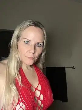 Sexual Lovable Doll online show from 12-11-24, 12:44