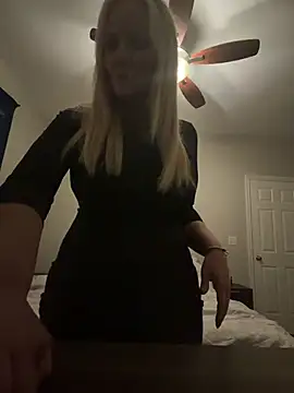 Sexual Lovable Doll online show from 03-31-26, 08:09