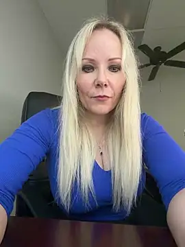 Sexual Lovable Doll online show from 06-11-26, 03:21