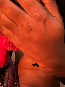 Snapshot of Femcrossy chatting on 12-19-24, 04:13 Femcrossy online show from 12-19-24, 04:13