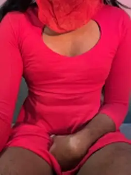 Snapshot of Femcrossy chatting on 12-14-25, 01:49 Femcrossy online show from 12-14-25, 01:49