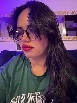 Snapshot of andra_rose chatting on 01-12-25, 11:15 andra rose online show from 01-12-25, 11:15