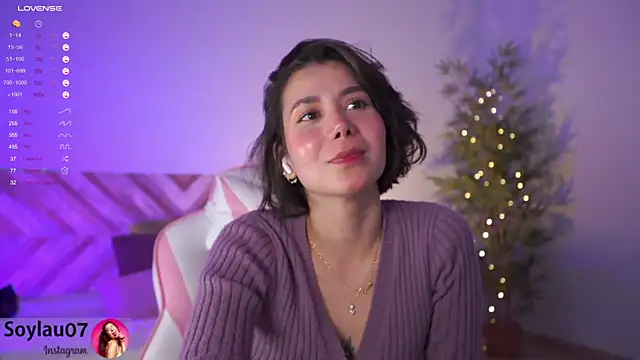 Snapshot of imjess01 chatting on 12-19-24, 01:18 imjess01 online show from 12-19-24, 01:18