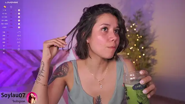 Snapshot of imjess01 chatting on 02-06-25, 03:06 imjess01 online show from 02-06-25, 03:06