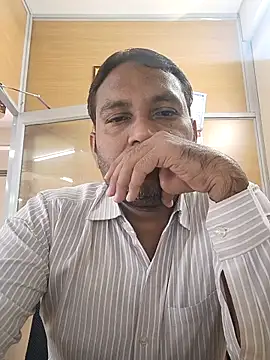 adicma123 online show from 09-10-25, 03:39