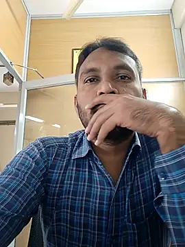 adicma123 online show from 02-05-26, 03:44