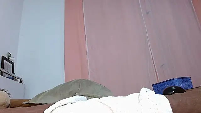 Snapshot of nickyCollins chatting on 02-12-25, 08:16 nickyCollins online show from 02-12-25, 08:16