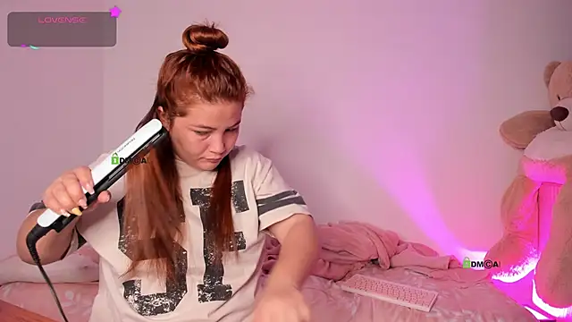 EmilyBarragan online show from 10-03-25, 03:20