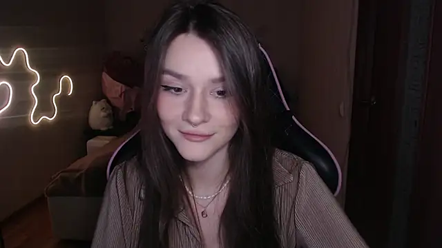 jeann elsaa online show from 12-30-24, 01:58