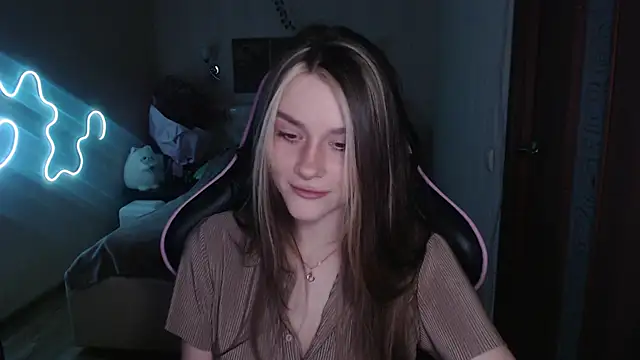 jeann elsaa online show from 01-25-25, 04:13