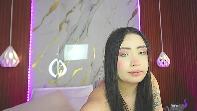 haylie  online show from 12-18-24, 07:47