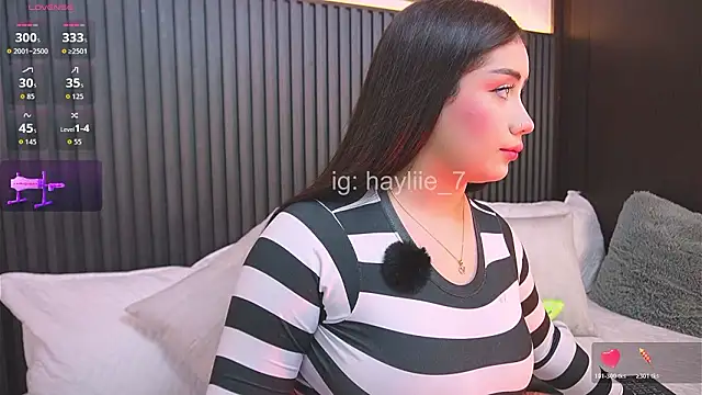 Snapshot of haylie_ chatting on 02-24-26, 04:54 haylie online show from 02-24-26, 04:54