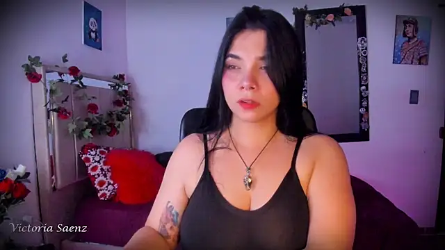 victoriaasaenz  online show from 06-26-26, 12:59