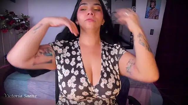 victoriaasaenz  online show from 07-23-26, 01:58