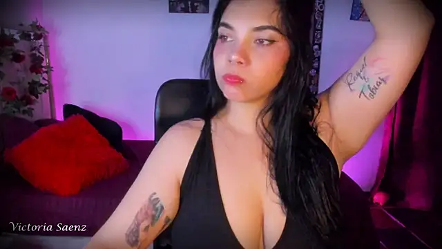 victoriaasaenz  online show from 08-05-26, 12:46