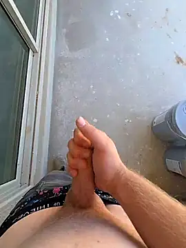 Snapshot of stonerkid578 chatting on 11-06-25, 06:53 stonerkid578 online show from 11-06-25, 06:53