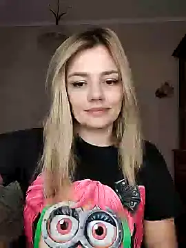 KrissSexi online show from 03-17-25, 05:23