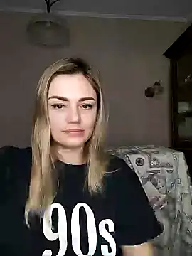 KrissSexi online show from 03-19-25, 05:28