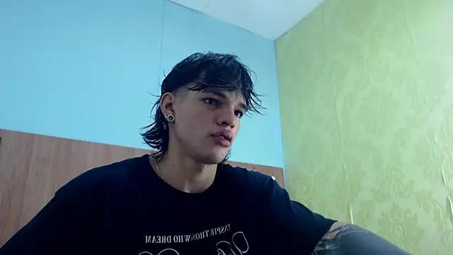 AlbertBernal69 online show from 03-10-25, 02:28