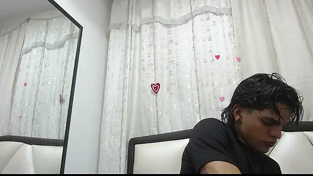 AlbertBernal69 online show from 03-17-25, 07:35