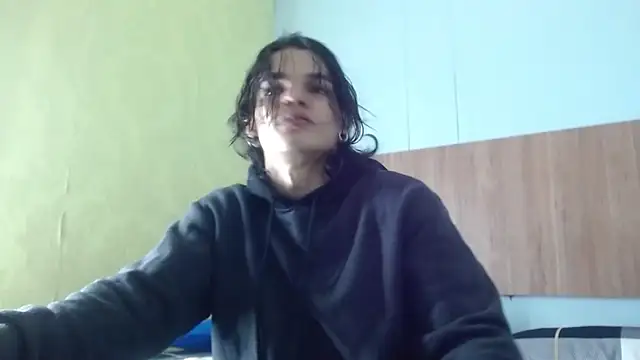 AlbertBernal69 online show from 10-07-25, 03:14