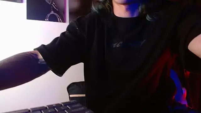 AlbertBernal69 online show from 11-28-25, 04:26