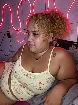 MinaBoss online show from 02-05-25, 02:19