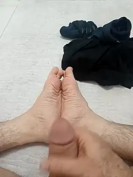 Snapshot of Hardapple01 chatting on 12-01-24, 07:58 Hardapple01 online show from 12-01-24, 07:58