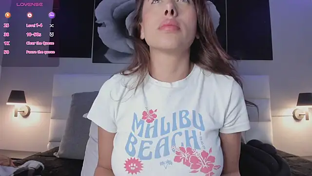 Snapshot of lena_banks chatting on 02-21-25, 08:27 lena banks online show from 02-21-25, 08:27