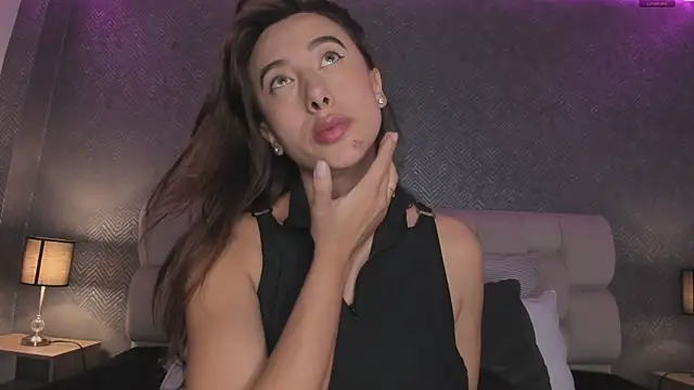 Snapshot of lena_banks chatting on 03-11-25, 11:48 lena banks online show from 03-11-25, 11:48