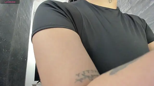 LunaBaker-1 online show from 09-22-25, 08:11