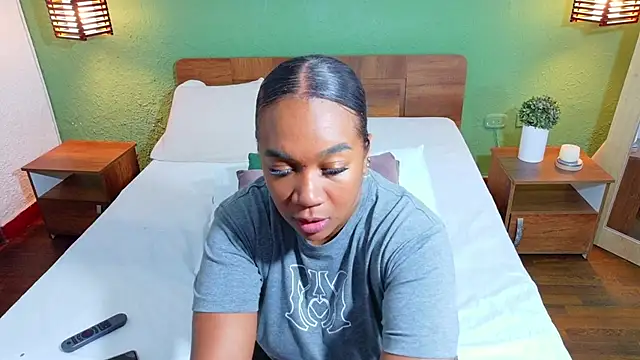 dannaahbrown online show from 10-07-25, 07:44