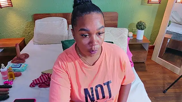 dannaahbrown online show from 07-29-26, 06:17