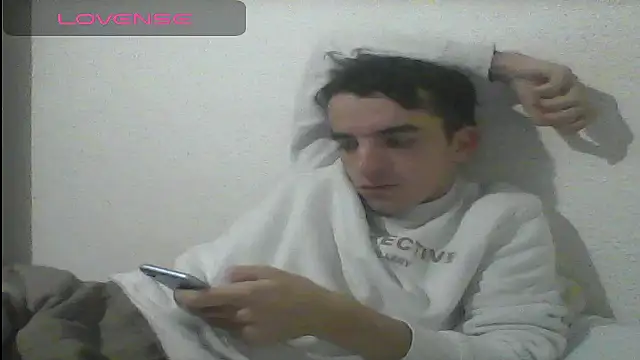 Tombgy07 online show from 12-18-24, 08:36