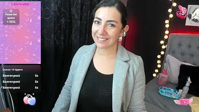 Snapshot of Isabella_lt chatting on 02-14-25, 08:48 Isabella lt online show from 02-14-25, 08:48