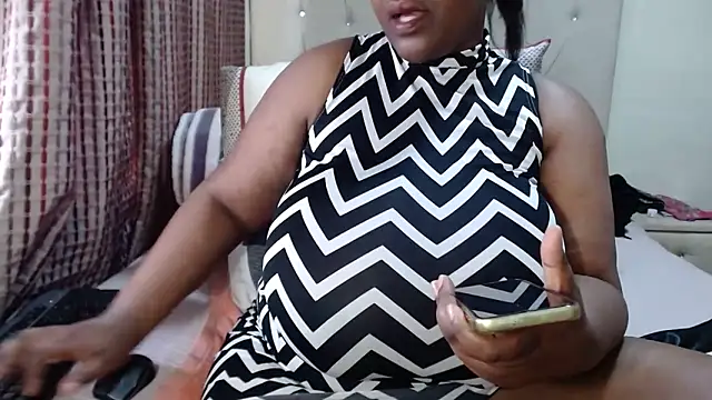 CHOCOLATEDARKBUSTYX online show from 09-29-25, 09:14