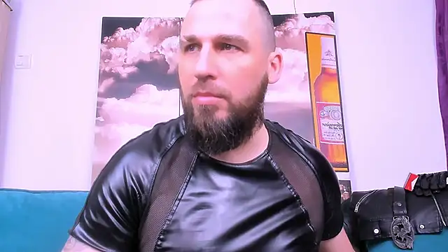 Snapshot of ArmandoSteel4u chatting on 03-08-25, 12:11 ArmandoSteel4u online show from 03-08-25, 12:11