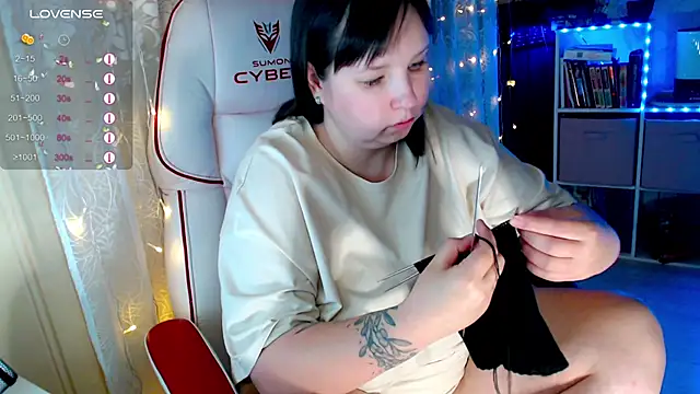 RaideneiX online show from 11-14-25, 02:21