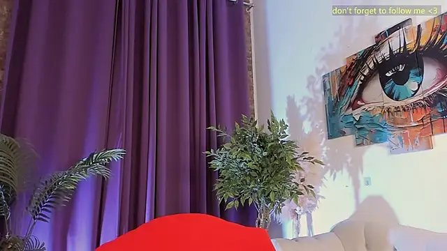 Snapshot of LauraCoy chatting on 03-05-26, 08:49 LauraCoy online show from 03-05-26, 08:49