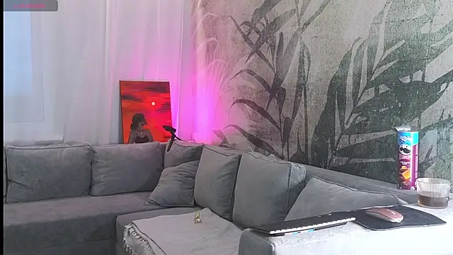 lily  foster online show from 12-09-24, 01:13