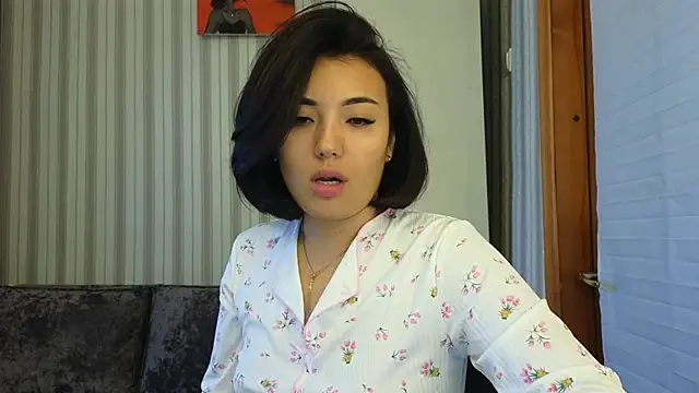 lily  foster online show from 09-29-25, 11:48