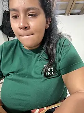 moncerrat luna online show from 04-02-26, 12:41