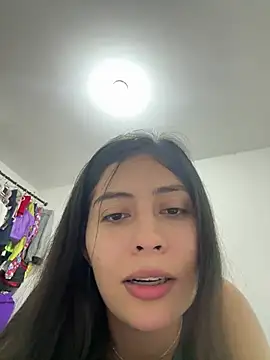 Snapshot of Sophie__Foxxx chatting on 01-14-25, 10:02 Sophie Foxxx online show from 01-14-25, 10:02