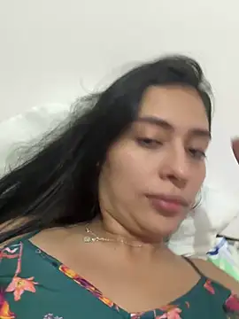 Snapshot of Sophie__Foxxx chatting on 01-15-25, 07:34 Sophie Foxxx online show from 01-15-25, 07:34