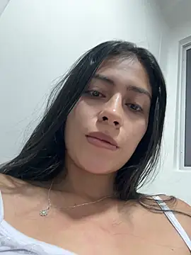 Snapshot of Sophie__Foxxx chatting on 01-22-25, 10:50 Sophie Foxxx online show from 01-22-25, 10:50