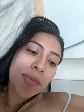 Snapshot of Sophie__Foxxx chatting on 01-23-25, 12:09 Sophie Foxxx online show from 01-23-25, 12:09