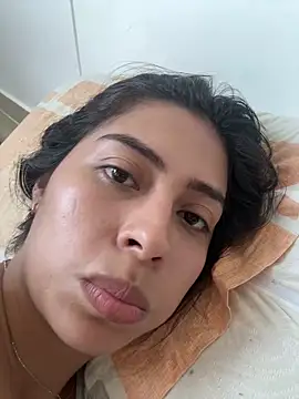 Snapshot of Sophie__Foxxx chatting on 02-01-25, 12:37 Sophie Foxxx online show from 02-01-25, 12:37